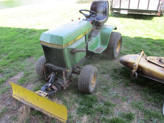 John Deere 400 Lawn Tractor 60 Deck